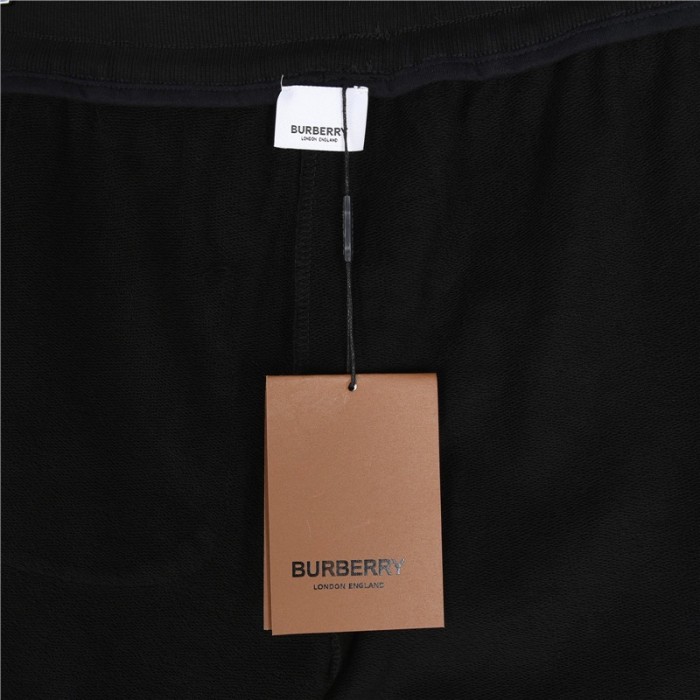  Clothes Burberry 20250518-1