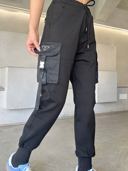  Clothes Prada 20250518-1