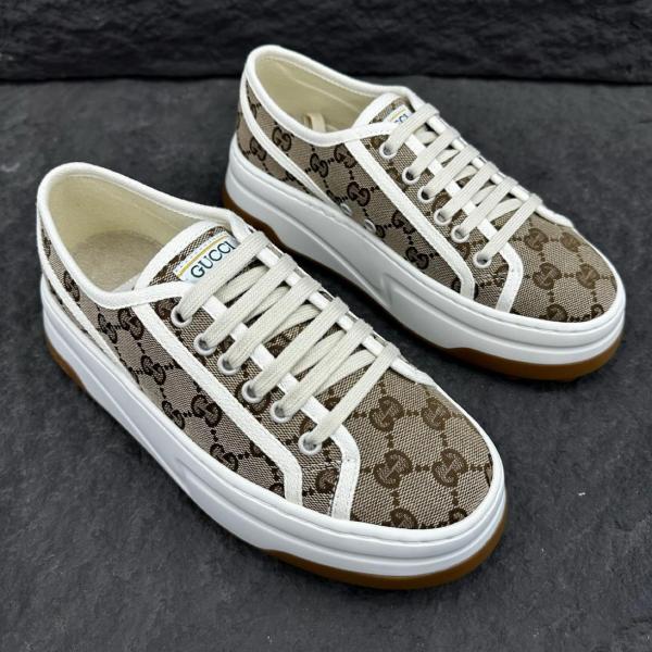 Gucci GG Sneaker Interlocking G Beige