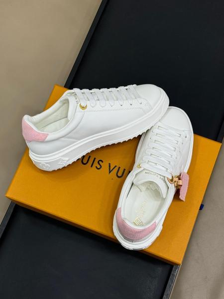 LOUIS VUITTON Time Out Low Top Skateboard Shoes Women's White
