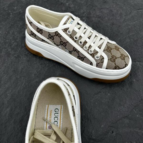 Gucci GG Sneaker Interlocking G Beige