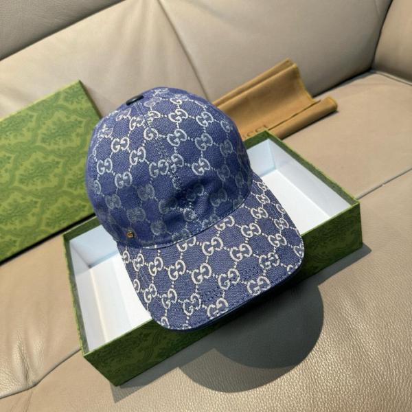 GUCCI Gg Detailed Baseball Cap