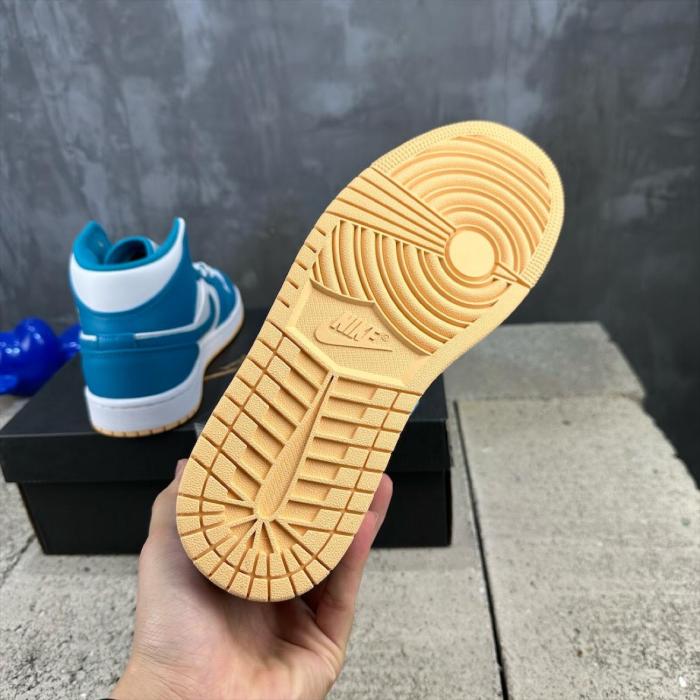 Jordan 1 Mid Aquatone