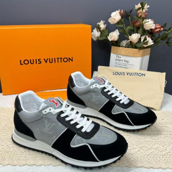 LOUIS VUITTON Low Top Casual Shoes Men's Black