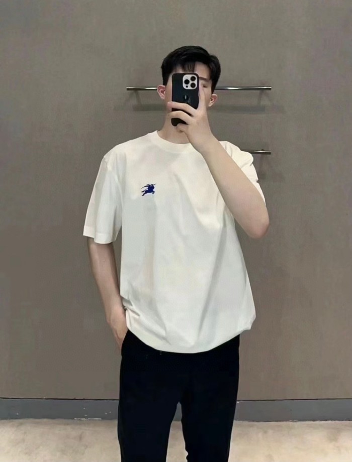  Clothes Burberry 20250531-2