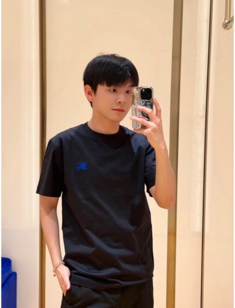  Clothes Burberry 20250531-1