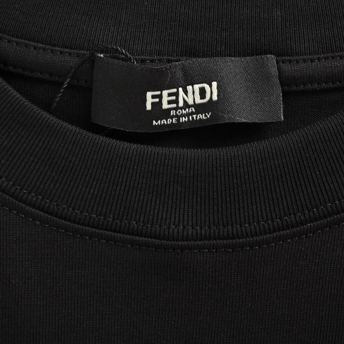  Clothes Fendi 20250531-2