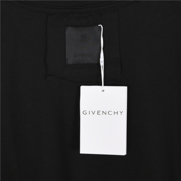  Clothes Givenchy 20250531-5