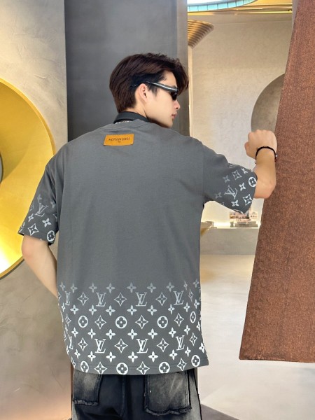  Clothes Louis Vuitton 20250531-1