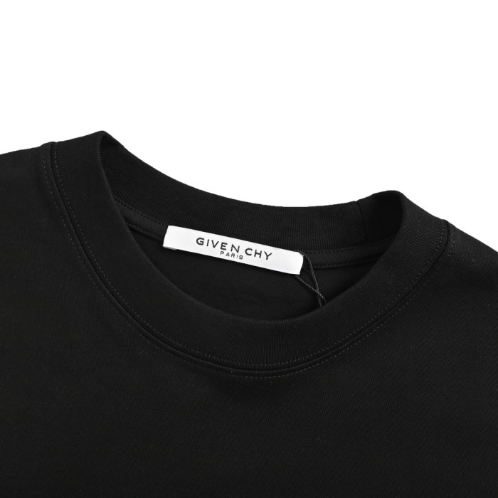  Clothes Givenchy 20250531-1