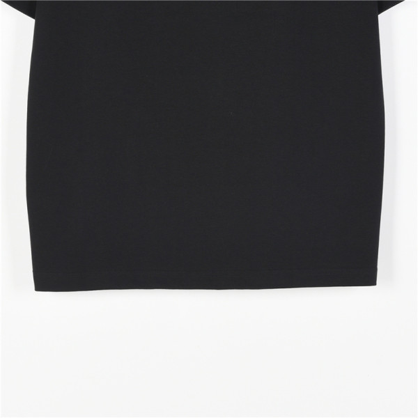  Clothes Burberry 20250531-1