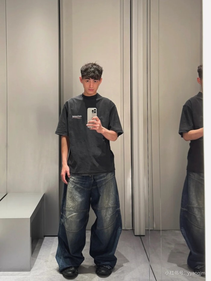  Clothes Balenciaga 20250531-1