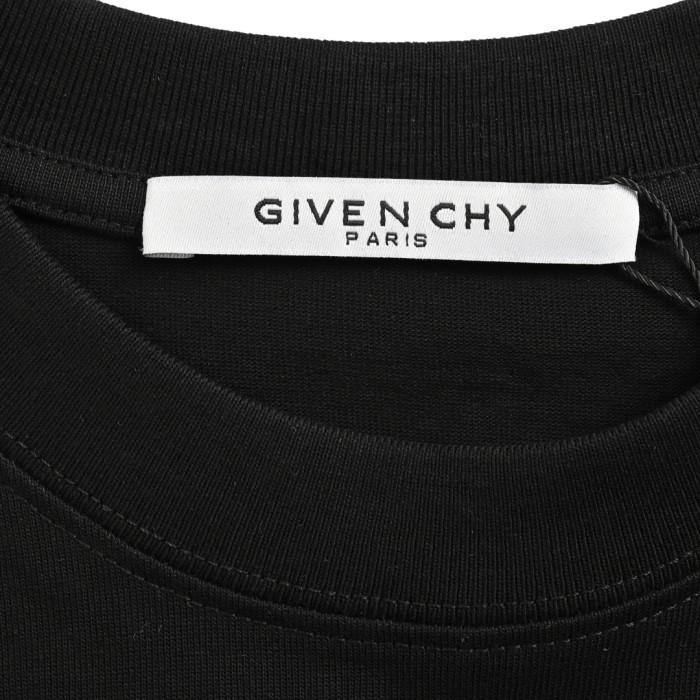  Clothes Givenchy 20250531-1