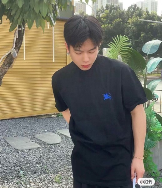  Clothes Burberry 20250531-1