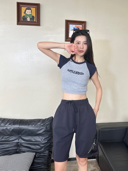  Clothes Prada 20250531-1