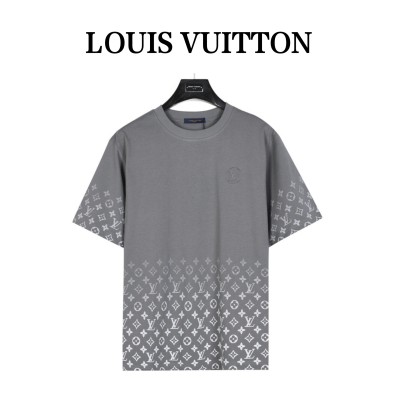  Clothes Louis Vuitton 20250531-1