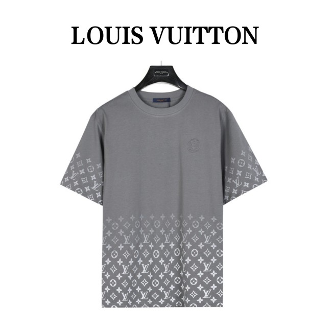  Clothes Louis Vuitton 20250531-1
