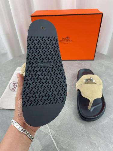 HERMES Empire goatskin round toe flip-flops