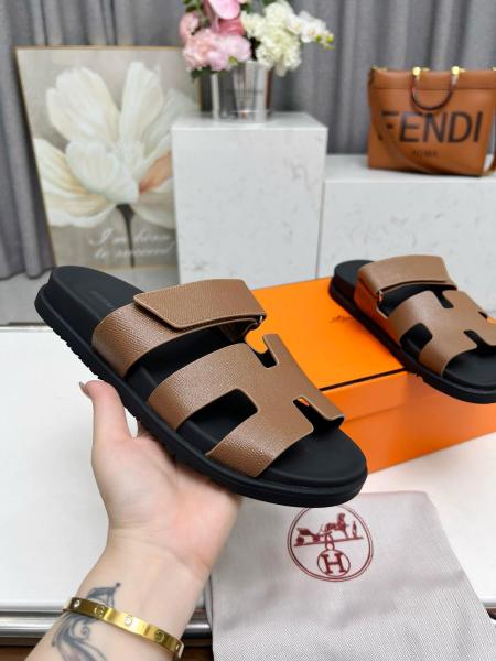 HERMES Chypre Slide Slippers Umber