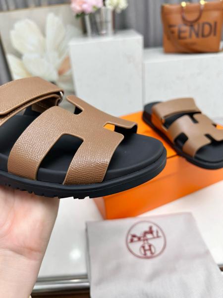 HERMES Chypre Slide Slippers Umber