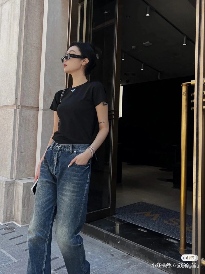 PRADA T Shirts Men's Black Crew Neck Moderate