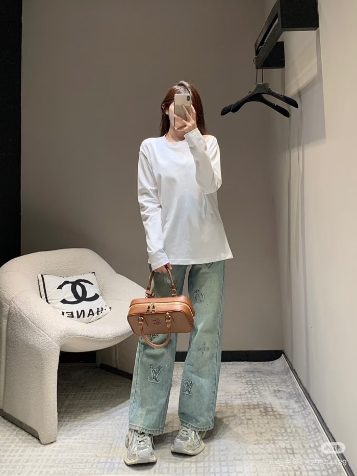 Clothes Louis Vuitton 20250607-4