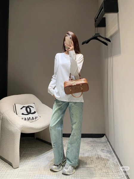 Clothes Louis Vuitton 20250607-4