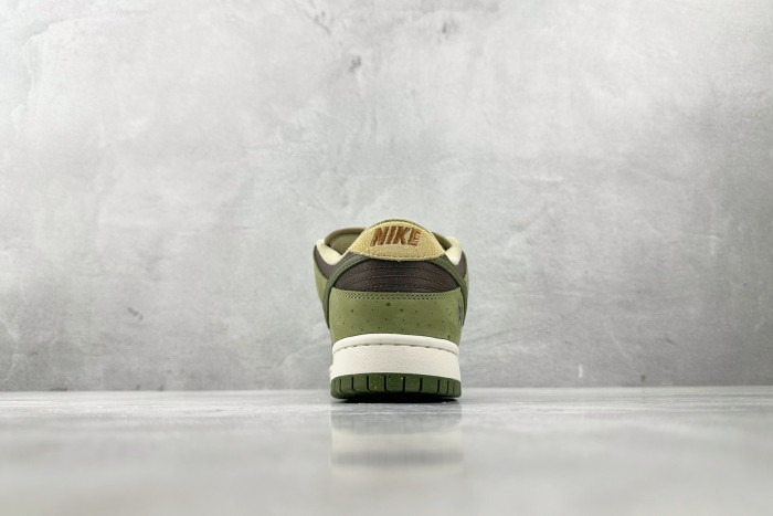 Nike SB Dunk Low Yuto Horigome Matcha