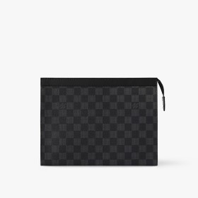Louis Vuitton Pochette Voyage MM N41696 size 27*21*6 cm
