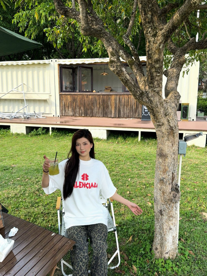  Clothes Balenciaga 20250616-2