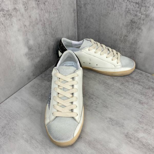 Golden Goose Super-Star Leather Star Low-top Fashion Sneakers White Distressed Version