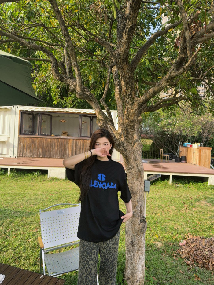  Clothes Balenciaga 20250616-1