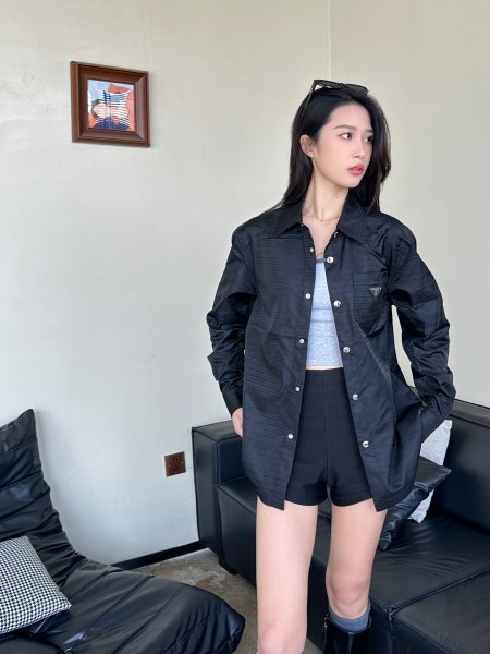 Clothes Prada 20250616-1