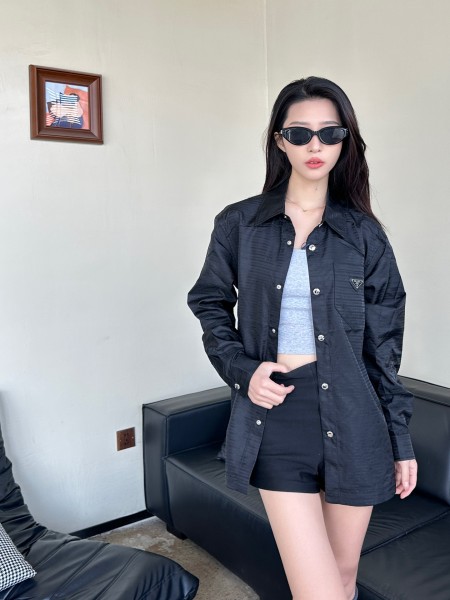 Clothes Prada 20250616-1