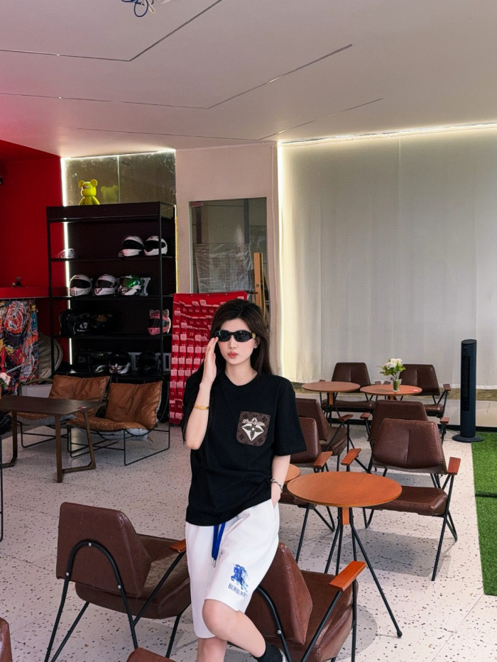  Clothes Burberry 20250616-7