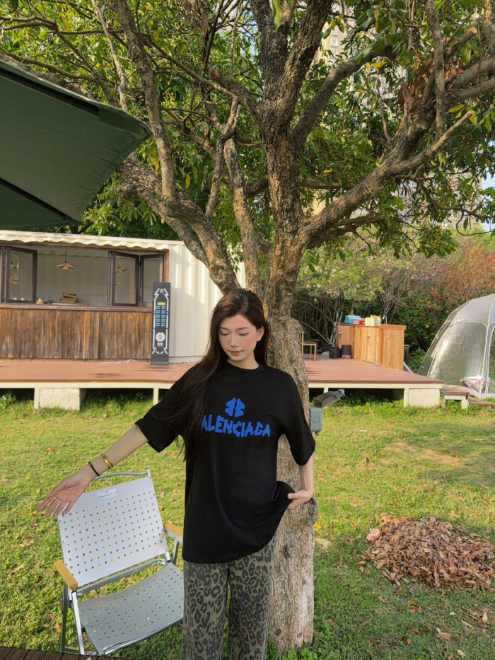  Clothes Balenciaga 20250616-1