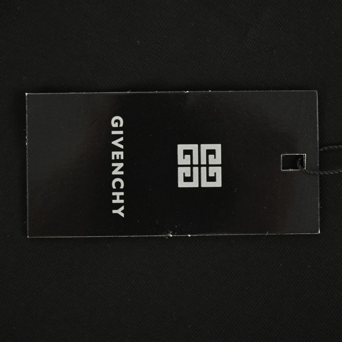  Clothes Givenchy 20250616-1