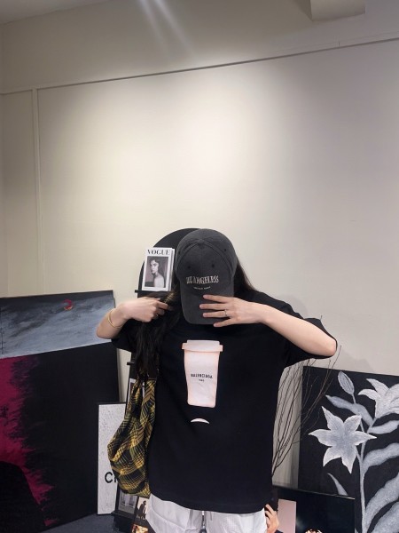  Clothes Balenciaga 20250621-5