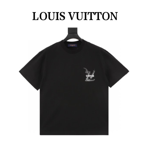  Clothes Louis Vuitton 20250621-13
