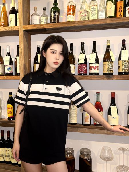  Clothes Prada 20250621-3