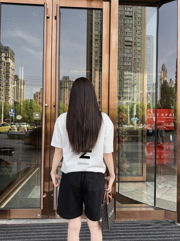 Clothes Louis Vuitton 20250621-18