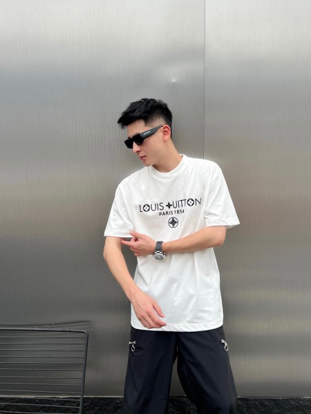  Clothes Louis Vuitton 20250621-16