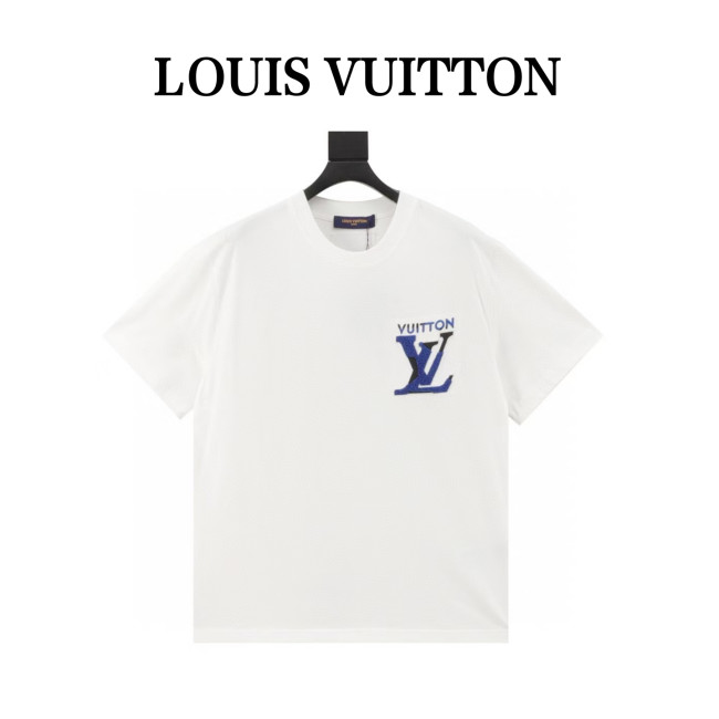 Clothes Louis Vuitton 20250621-22