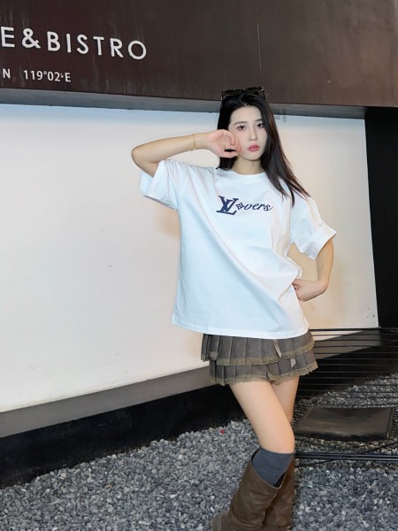 Clothes Louis Vuitton 20250621-4