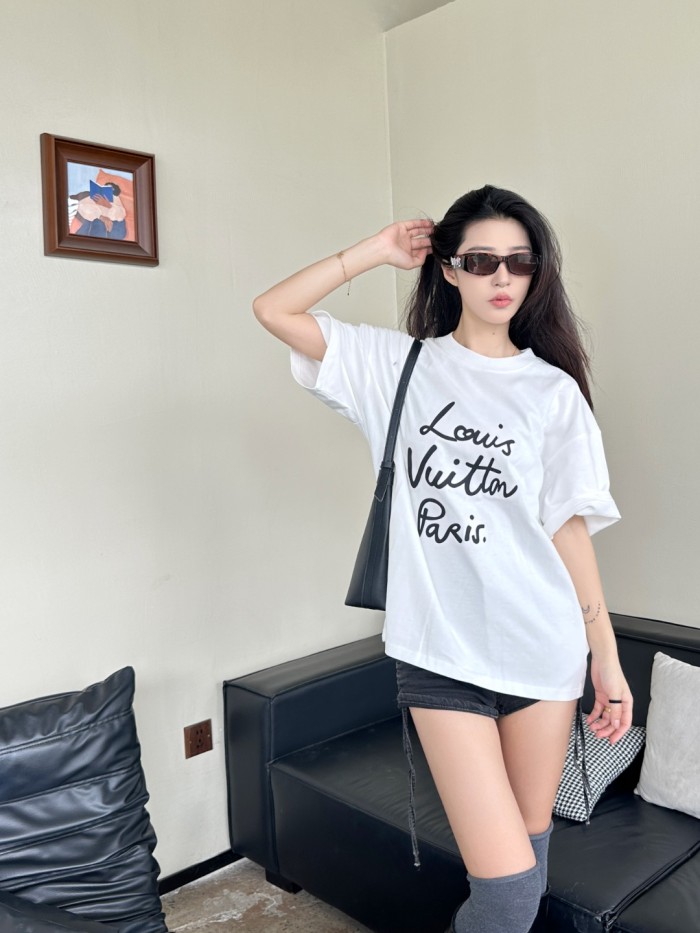 Clothes Louis Vuitton 20250621-10