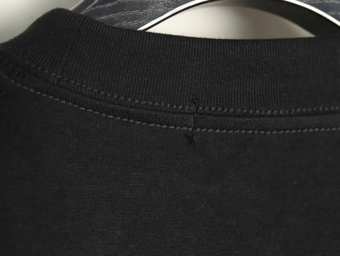 Clothes Louis Vuitton 20250621-7