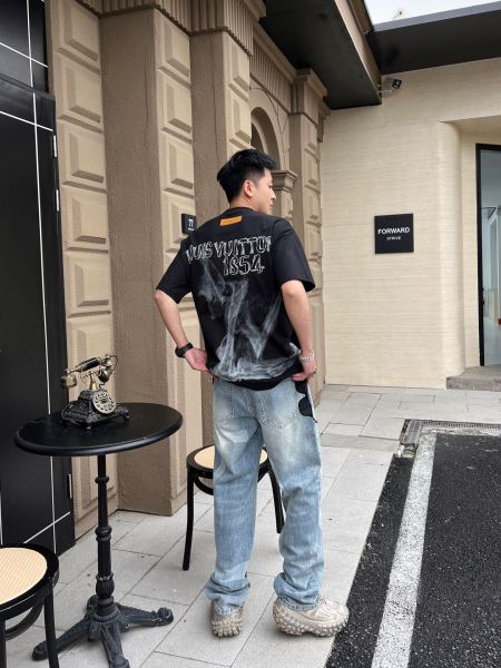  Clothes Louis Vuitton 20250621-13