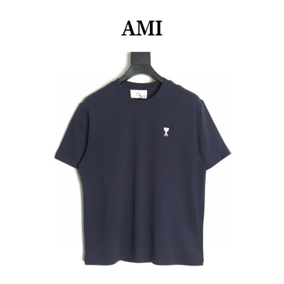 Clothes AMI 20250623-1