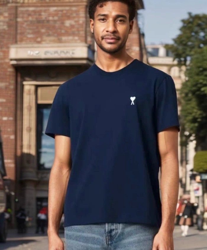 Clothes AMI 20250623-1