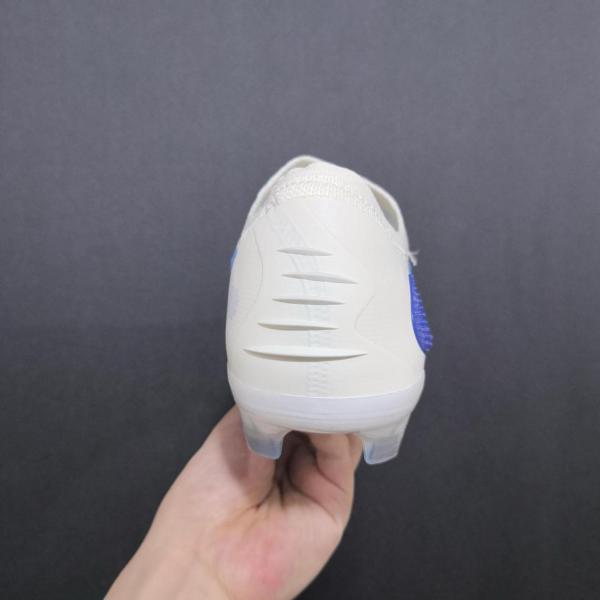 Nike Phantom 6 Low Elite sports comfortable wear-resistant football shoes men's white and blue